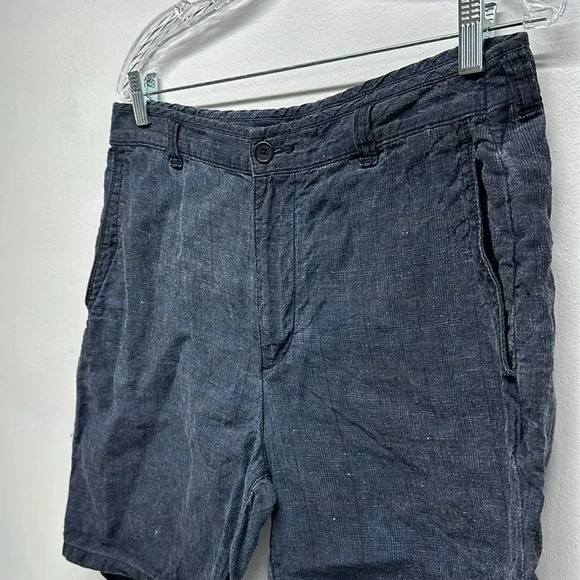 John Varvatos Men's Shorts Dark Gray Plaid Print 8.5" Inseam Size 32 - Picture 2 of 9